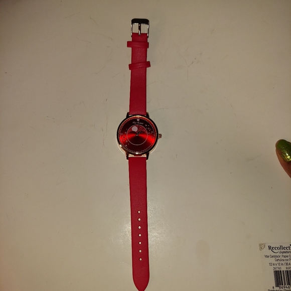 Red Faux Leather Strap Watch - Picture 6 of 11